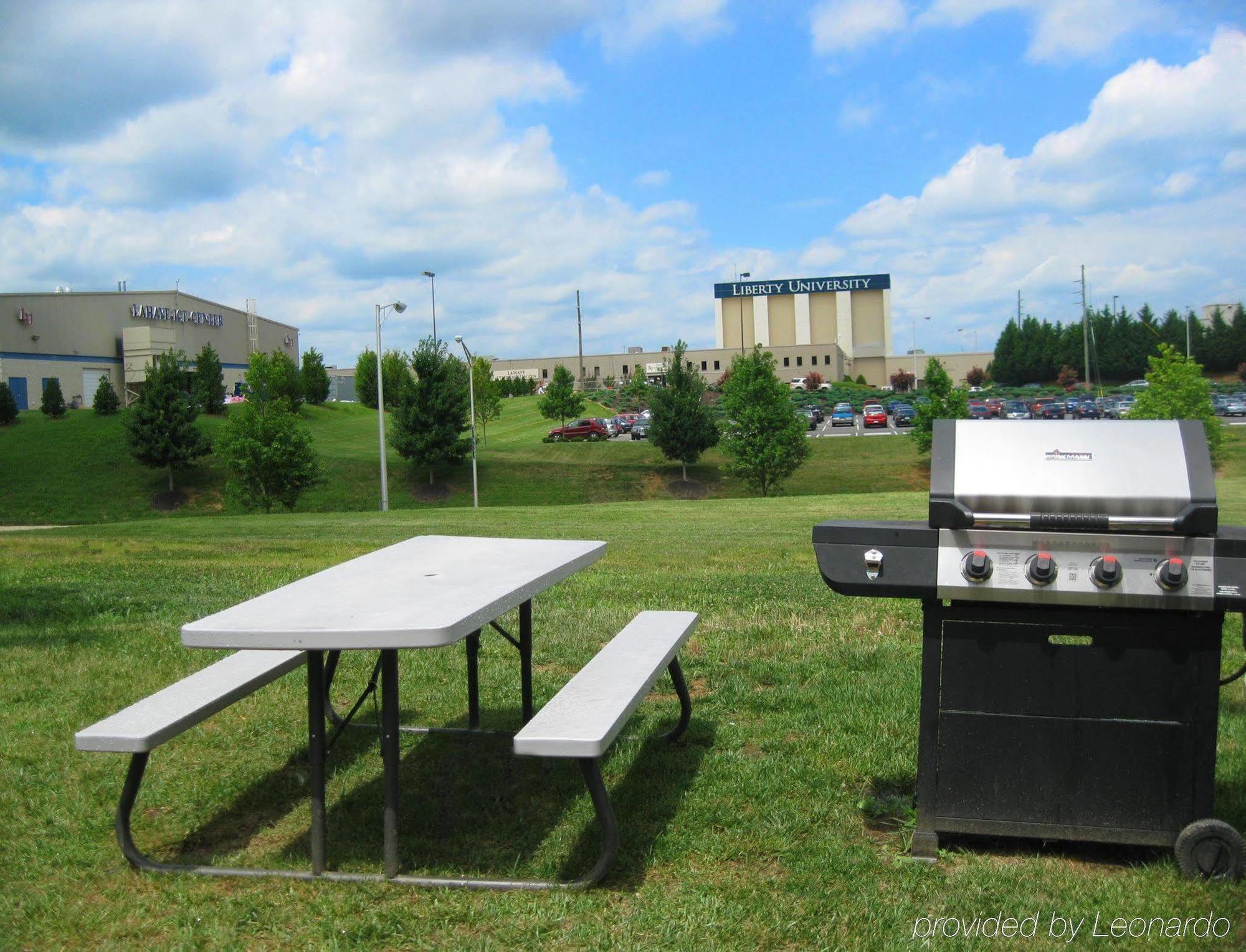 Extended Stay America Suites - Lynchburg - University Blvd Eksteriør billede